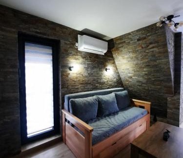 Divcibare Apartment | Top-Rated Green Hills Apartment: Perfect for Families