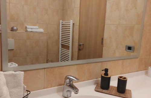 Novi Grad Sarajevo Apartment | Pet-Friendly Apartman Grey: Rated 10/10 by Guests