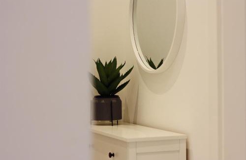 Supetar Apartment | Inviting Stay at Apartman Ivana with Oceanfront Relaxation