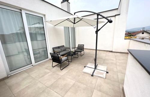 Zagreb Apartment | Exceptional Stay at Apartman Jarun 2 - Rated 9.8/10!