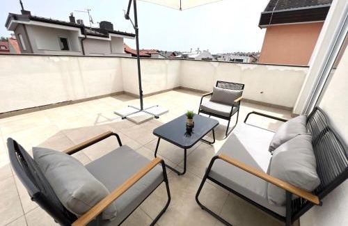 Zagreb Apartment | Exceptional Stay at Apartman Jarun 2 - Rated 9.8/10!