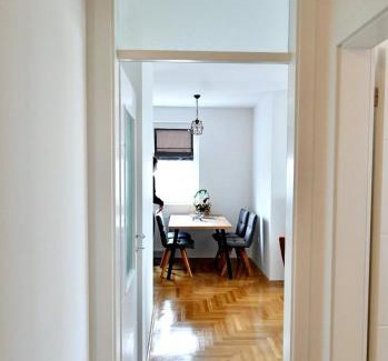 East Sarajevo Apartment | Family-Friendly Stay at Apartman Jezero - Guest Rated 9.8