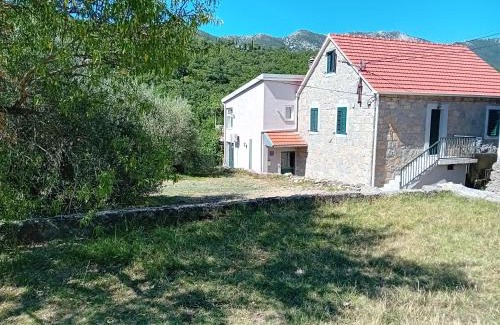 Slime Apartment | Cozy APARTMAN Josipa Slime: Pet Friendly & Family Ready