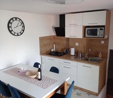 Vrbov House | Pet-Friendly Apartman JulRich with Kitchen & Top Ratings