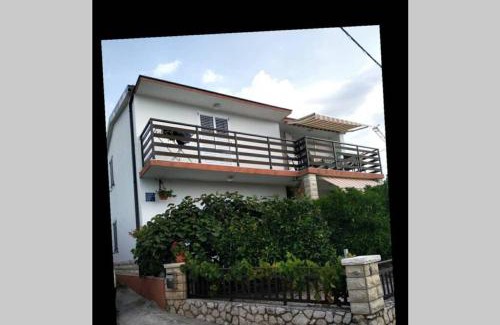 Seget Vranjica Apartment | Oceanfront Retreat: Apartman Monika with Perfect 10/10 Score