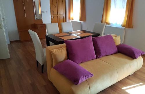 Mosonmagyarovar Apartment | Explore Apartman Kaszás Central: Rated 9/10 by Guests