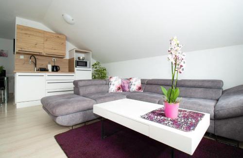 Velika Gorica Apartment | Family-Friendly Kety Hotel: Rated 9/10 with Kitchen Access
