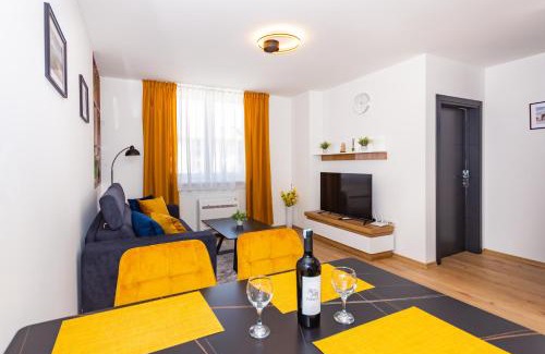 Canton 10 Apartment | Family-Friendly Retreat at Apartman Krželj A4