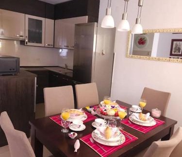 Sarsoni Apartment | Top-Rated Oceanfront Escape at Apartman Kristijan
