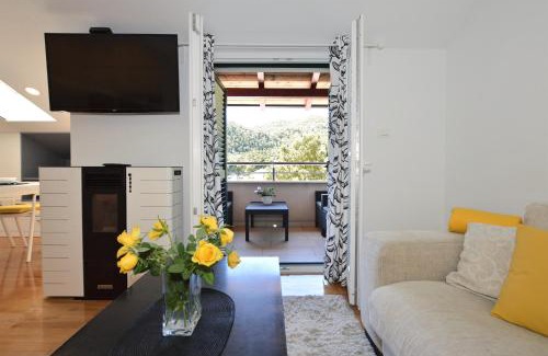 Ploce Apartment | Family-Friendly Apartman L – 4-Star Guest Rated Excellence