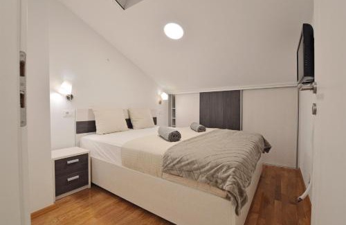 Ploce Apartment | Family-Friendly Apartman L – 4-Star Guest Rated Excellence