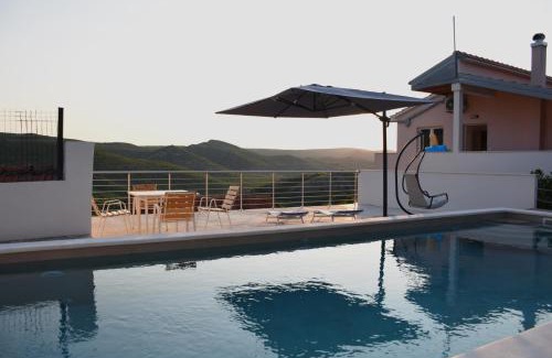 Ruzic Apartment | Ocean View Retreat: Enjoy Pool and Pet Friendly Stays