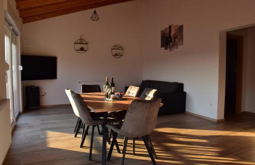 Ruzic Apartment | Ocean View Retreat: Enjoy Pool and Pet Friendly Stays