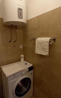 Savar Apartment | Top-Rated Oceanfront Stay at Apartman Lapis with Hot Tub