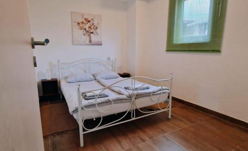 Tusilovic Apartment | Family-Friendly Getaway at Apartman Lena – Rated 8.4/10