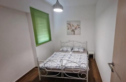 Tusilovic Apartment | Family-Friendly Getaway at Apartman Lena – Rated 8.4/10