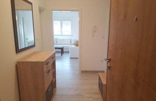 Ljubuski Apartment | Budget-Friendly Apartman Lora with Breakfast & Family Amenities