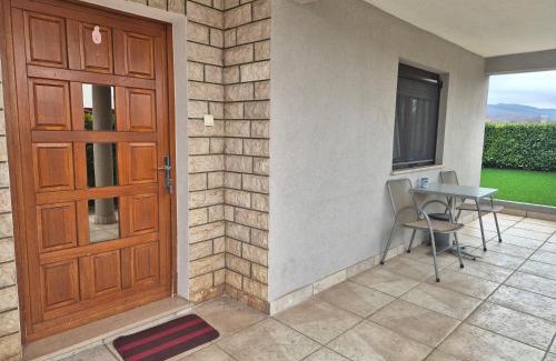 Trn Apartment | Family-Friendly Stay at Apartman Lux with Wheelchair Access