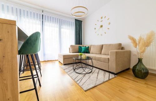 Virovitica Apartment | Top-Rated Apartman Lux with Self Check-In & Family Amenities