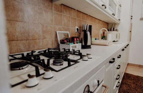 Dakovo Apartment | Cozy Apartman M5: Child-Friendly with Top Guest Ratings