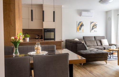 Osijek Apartment | Apartman Madeleid SELF CHECK-IN, FREE PRIVATE PARKING