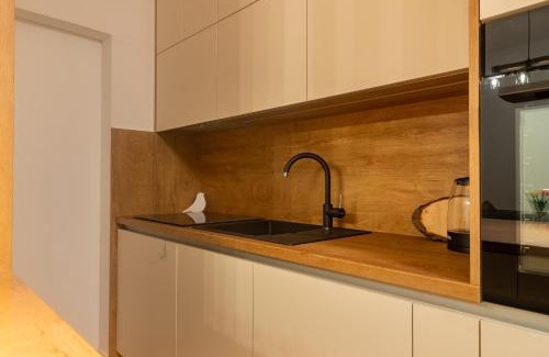 Osijek Apartment | Apartman Madeleid SELF CHECK-IN, FREE PRIVATE PARKING