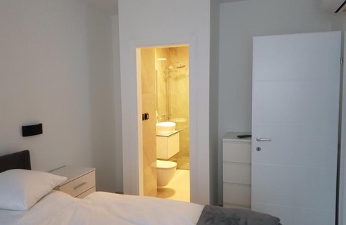 Seget Donji Apartment | Explore Apartman Magdalena Trogir: 4-Star Ocean View Retreat