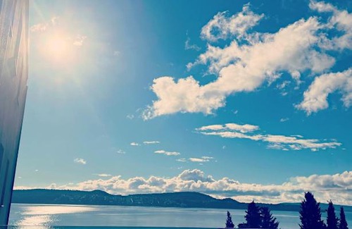 Seget Donji Apartment | Explore Apartman Magdalena Trogir: 4-Star Ocean View Retreat