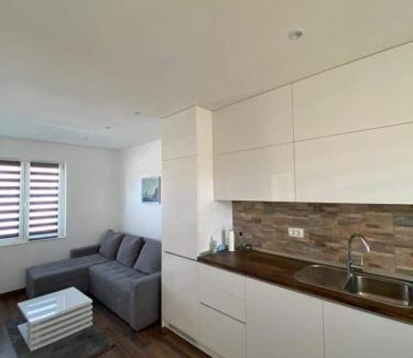 Sestanovac Apartment | Top-Rated Apartman MARA: Pet & Child Friendly Retreat