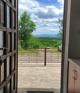 Gospic Apartment | Cozy Apartman Mare: Ideal Retreat in Heart of Lika