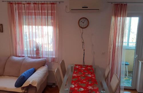 Osijek Apartment | Family-Friendly Apartman Mario with 9.8 Guest Rating