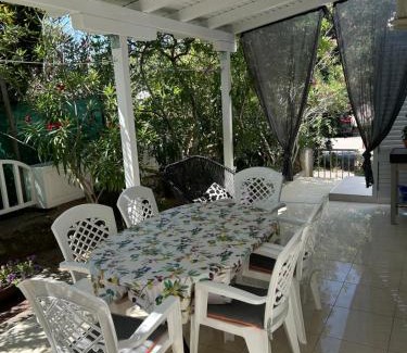 Gajac Apartment | Family-Friendly Apartman Moreno Near Gajac-Zrće Beach