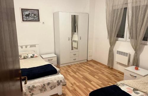 Mahala Apartment | Child-Friendly Retreat at Apartman na rijeci Cijevni