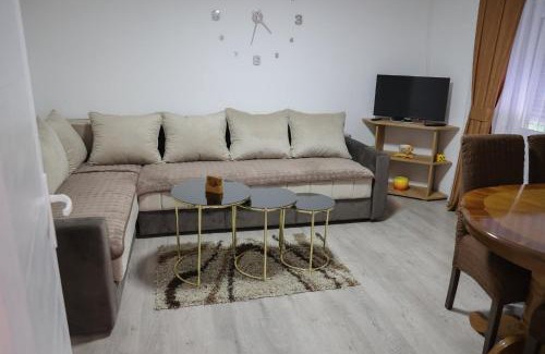 Kursumlija Apartment | Family-Friendly Stay at Apartman Nikolić - Rated 10/10