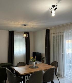 Dugopolje Apartment | Top-Rated Child-Friendly Stay at Apartman Nino