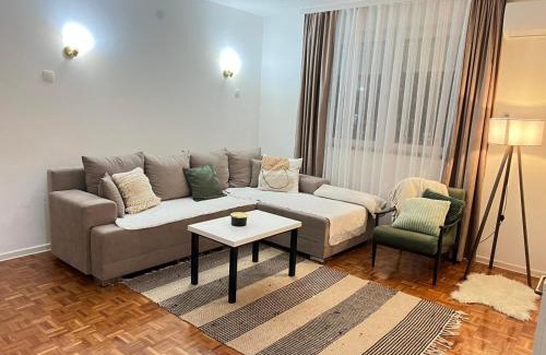 Krusevac Apartment | Apartman Ogledalce, potpuno opremljen stan od 51m2, Kruševac Smeštaj