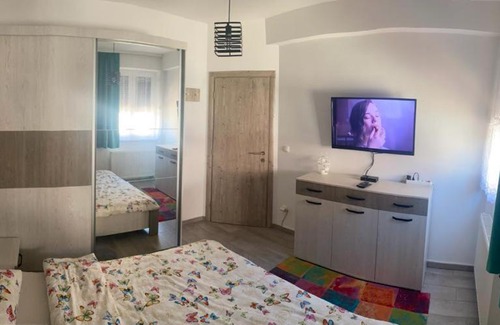 Canton 10 Apartment | Discover Apartman "Park" - Guest Rated 9.8 with Breakfast