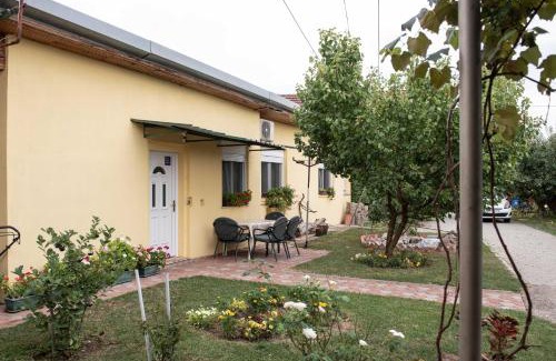 Dakovo Apartment | Top-Rated Apartman Peric: Family-Friendly & Accessible Stay