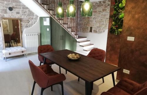 Pazin Apartment | Elegant Apartman Pisino****: Family & Pet Friendly Retreat