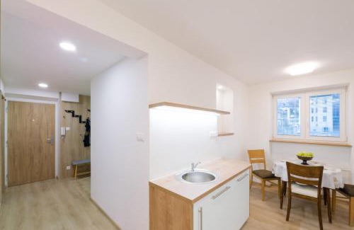 Banska Bystrica Apartment | Central Apartman RÁZUSA: Family-Friendly Retreat