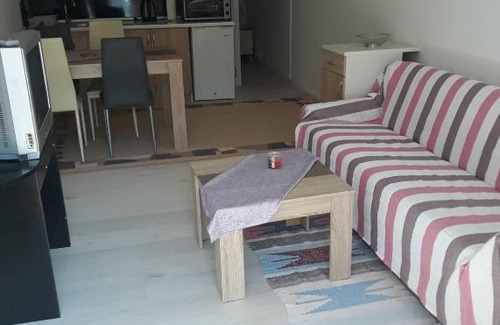 Mali Radic Apartment | Guest Rated 10/10: Family-Friendly Apartman Renata Awaits