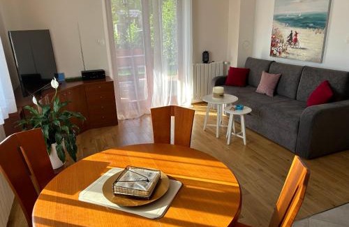 Lipa Apartment | Experience Comfort at Apartman Roža - Rated 9.7/10!