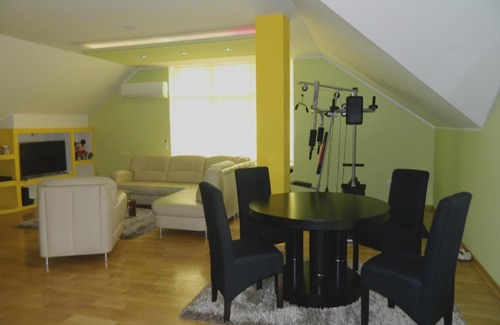 Stara Pazova Apartment | Unforgettable Stay at Apartman San: 4-Star Excellence