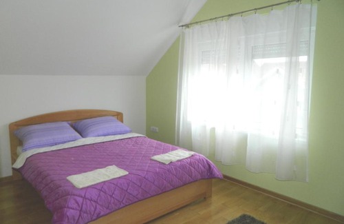 Stara Pazova Apartment | Unforgettable Stay at Apartman San: 4-Star Excellence