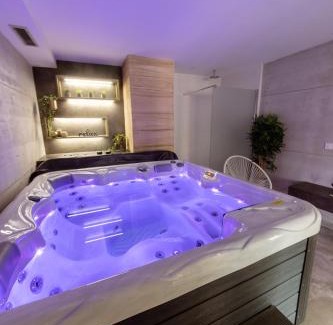 Vukovar Apartment | Discover Apartman Stari Toranj III: Family-Friendly Retreat