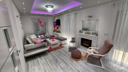 Glamocani Apartment | Child-Friendly Comfort at Apartman TT Stan, Trn Laktaši
