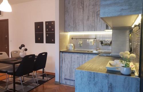 Uzice Apartment | Highly Rated Apartment Tufna: Family-Friendly Retreat