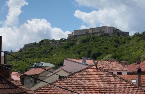 Cove Parja Apartment | Child-Friendly Retreat at Apartman Stolisnik - Perfect Getaway!