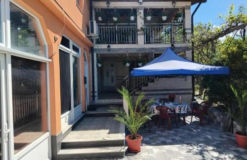 Mali Radic Apartment | Family-Friendly Stay at Apartman Varcar with Great Reviews