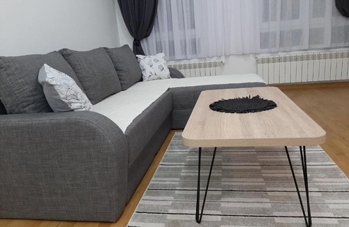 Sremska Mitrovica Apartment | Exceptional Apartman VIAGGIO: Child-Friendly Getaway